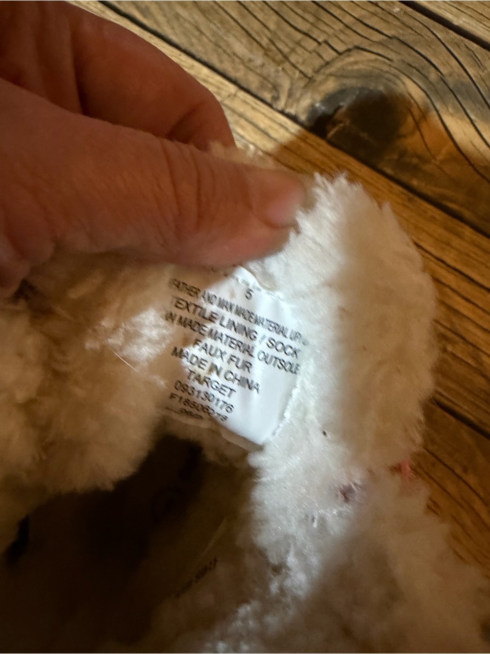 Cat & Jack Pink and Gray Girls' Faux-Fur Snow Boots fur has a dirty spot ! - Picture 5 of 8